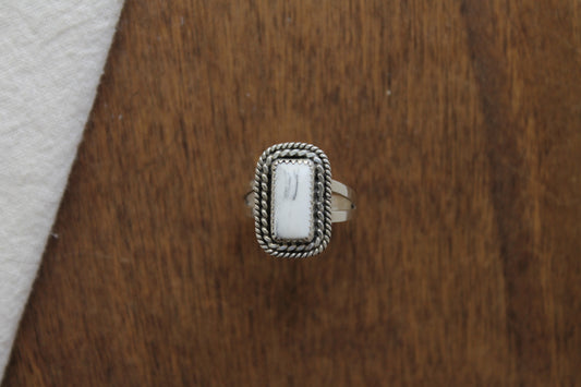 White Buffalo Ring | Size 6.5