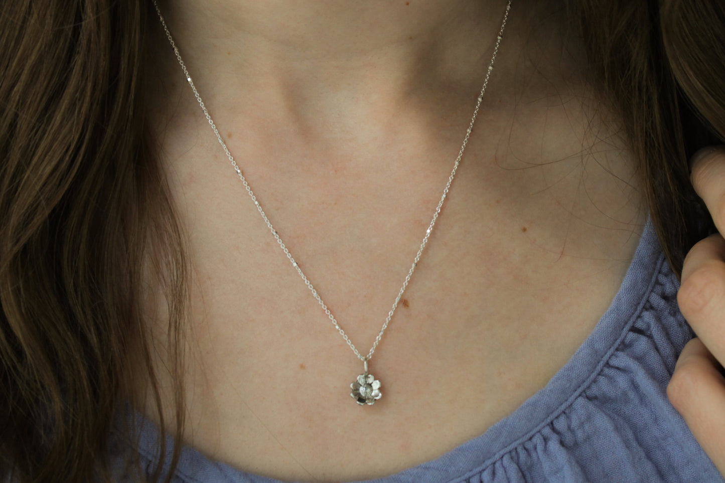 Daisy Necklace